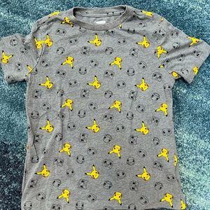 Boys T-shirt size small. In great condition.